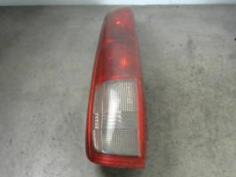 Fanale posteriore principale sinistro (luci)