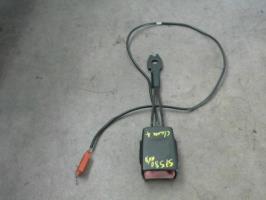 Attache ceinture avant droit