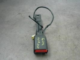 Attache ceinture avant gauche