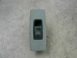 Interruptor de elevalunas trasero izquierdo