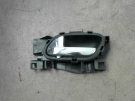 Poignee interieur arriere gauche