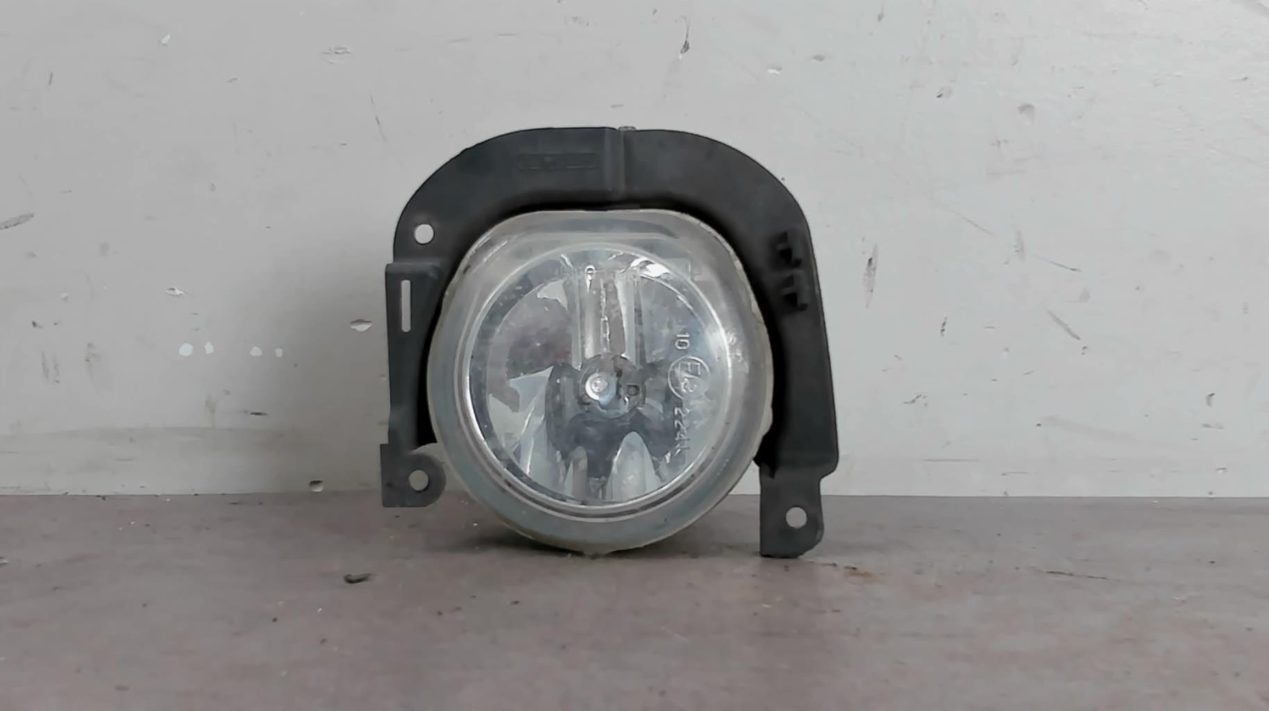 Fendinebbia destro (luci)