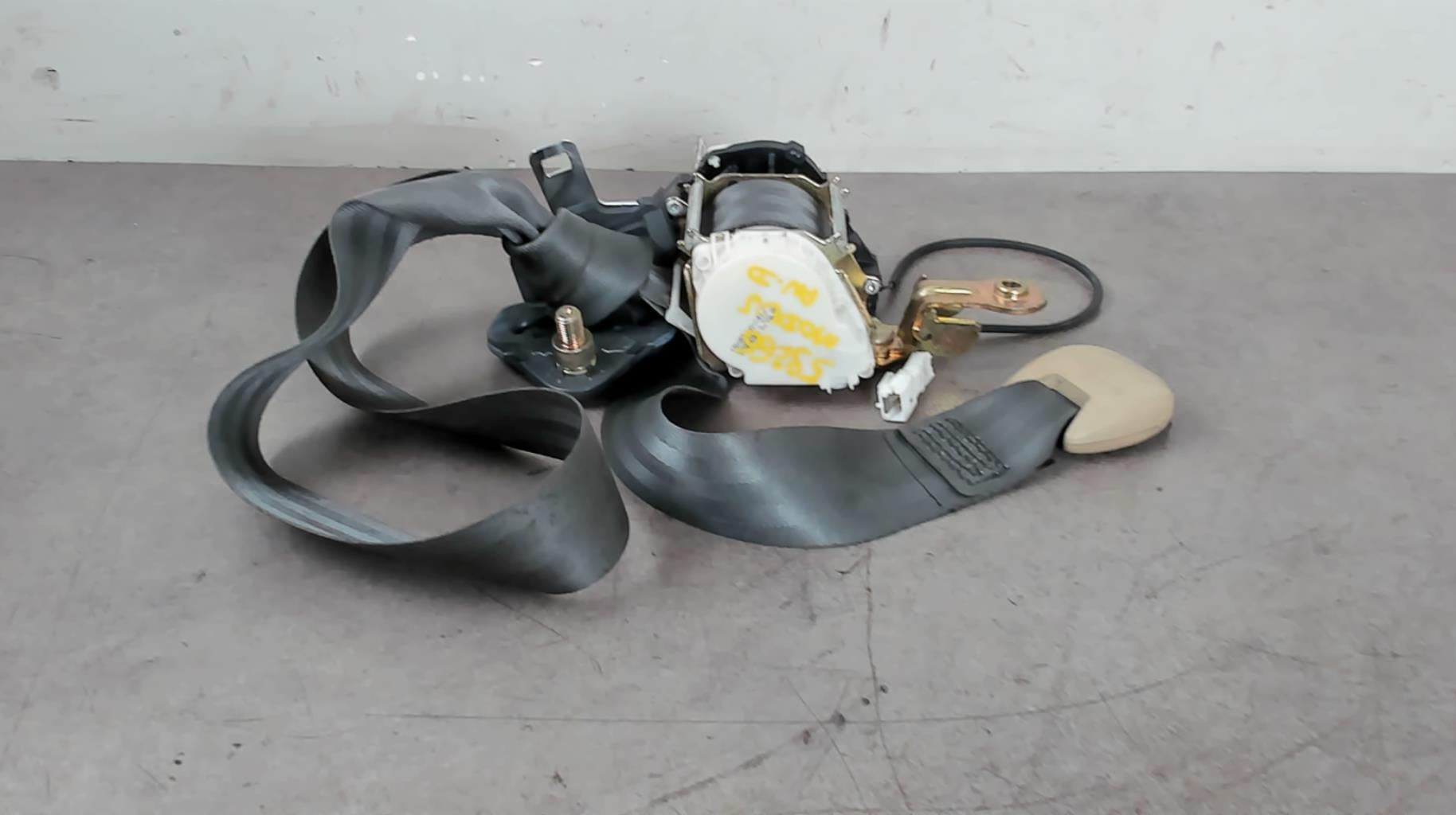 Ceinture avant droit