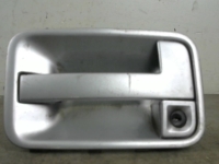 Poignee porte avant gauche
