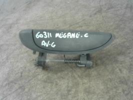 Poignee porte avant gauche