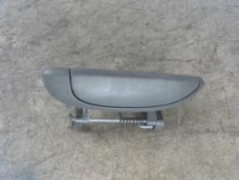 Poignee porte avant gauche