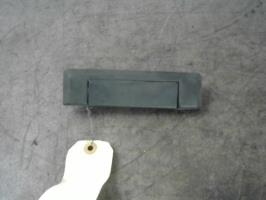 Poignee porte avant droit