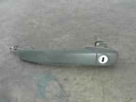 Poignee porte avant gauche