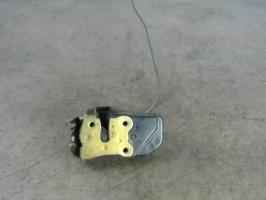 Cerradura delantera derecha