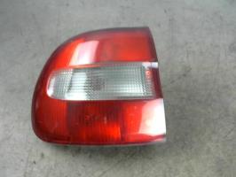 Fanale posteriore principale sinistro (luci)