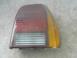 Fanale posteriore principale destro (luci)