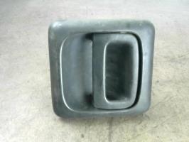 Poignee porte avant gauche