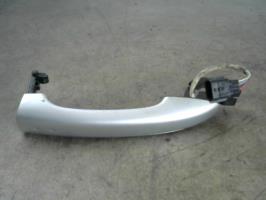 Poignee porte avant gauche