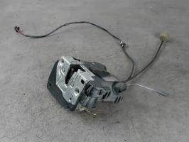 Cerradura delantera derecha