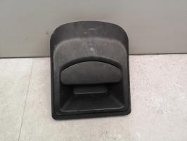 Poignee porte avant droit