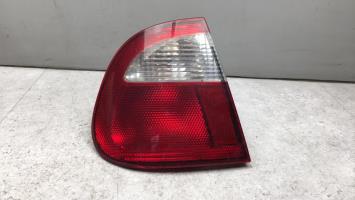 Fanale posteriore principale sinistro (luci)