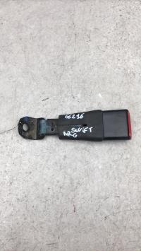 Attache ceinture arriere gauche