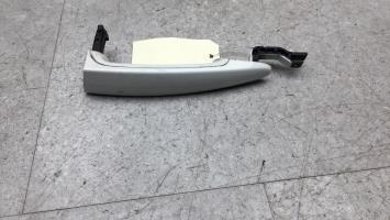 Poignee porte avant gauche