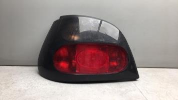 Fanale posteriore principale sinistro (luci)