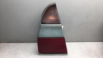 Fanale posteriore principale sinistro (luci)