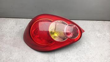 Fanale posteriore principale sinistro (luci)