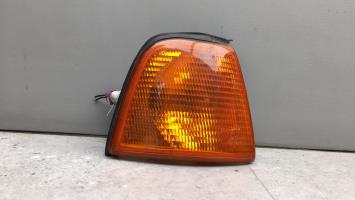 Óptica delantera secundaria derecha (luces) (intermitente)