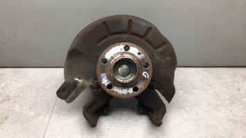 Fusee avant gauche