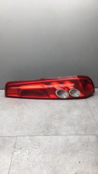 Fanale posteriore principale destro (luci)