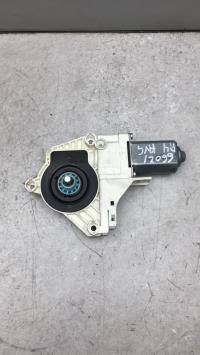 Moteur leve vitre avant gauche