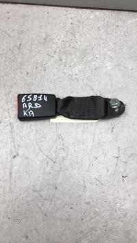 Attache ceinture arriere droit