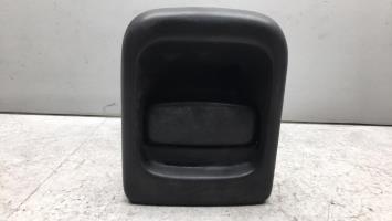 Poignee porte avant droit