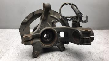 Fusee avant gauche