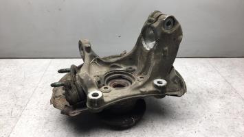 Fusee avant gauche