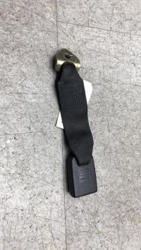 Attache ceinture arriere centrale