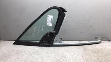 Custode avant droit (porte)