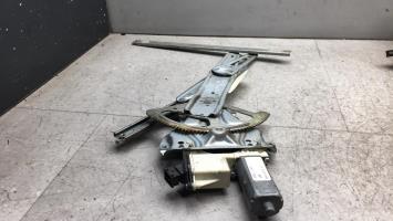 Leve vitre electrique avant droit