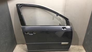 Porte avant droit