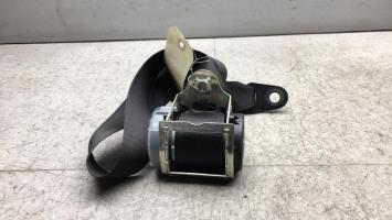 Ceinture avant droit