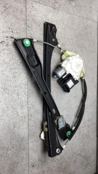Elevalunas eléctrico delantero derecho