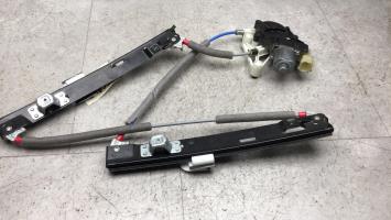 Leve vitre electrique avant gauche