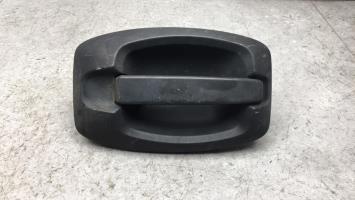 Poignee porte avant droit