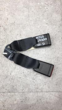 Attache ceinture arriere droit