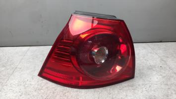 Fanale posteriore principale sinistro (luci)