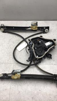 Leve vitre electrique avant droit