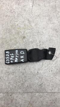 Attache ceinture arriere droit