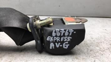 Attache ceinture avant gauche