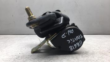 Cinturón de seguridad delantero derecho