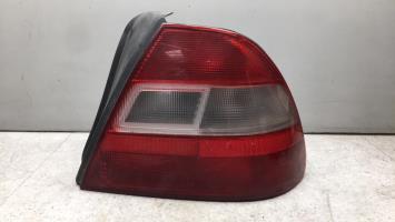Fanale posteriore principale destro (luci)