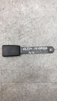 Attache ceinture avant gauche