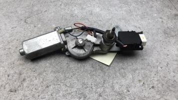 Moteur essuie glace arriere